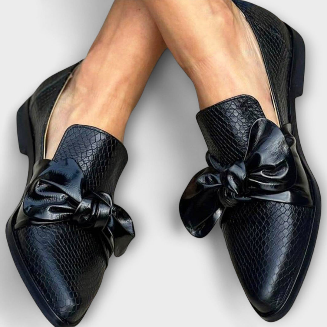 Nahla® | Pantofole con dettaglio a fiocco