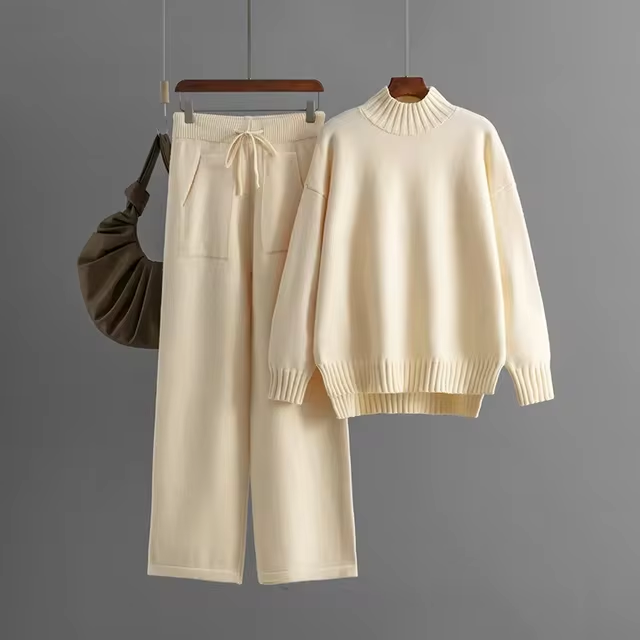 BRIDGET - SET CON MANICHE LUNGHE ELEGANTE