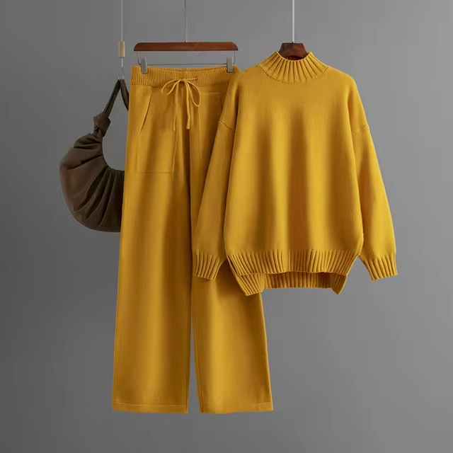 BRIDGET - SET CON MANICHE LUNGHE ELEGANTE