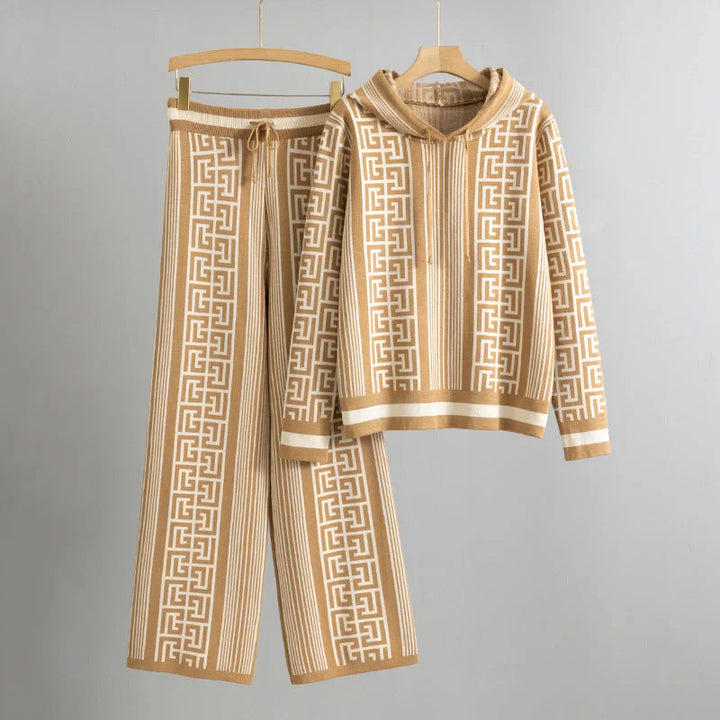 Tiziana® | SET MAGLIONE CON CAPPUCCIO E PANTALONI